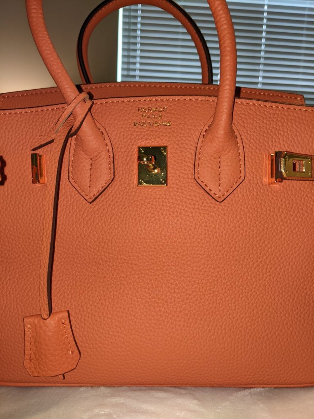 HANDBAG - Picture 4 of 8